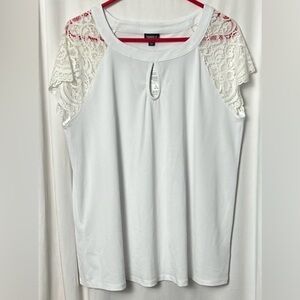 Torrid Studio Knit Lace Sleeve Top Size 1(14/16)-NWT